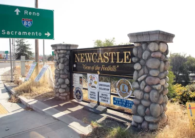 newcastle welcome sign auburn foothills area